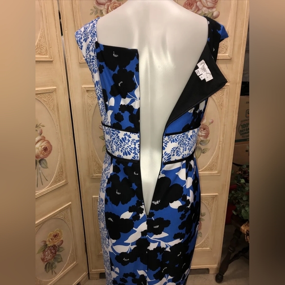 Maggy London Blue Black White Floral Sleeveless Sheath Knee Length Dress- 8/M - Picture 7 of 11